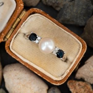 AKOYA PEARL RING W/ SAPPHIRE ACCENTS WHITE GOLD